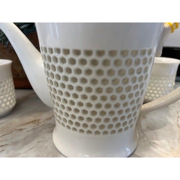 Bone China Tea Set - Picture 3 of 9